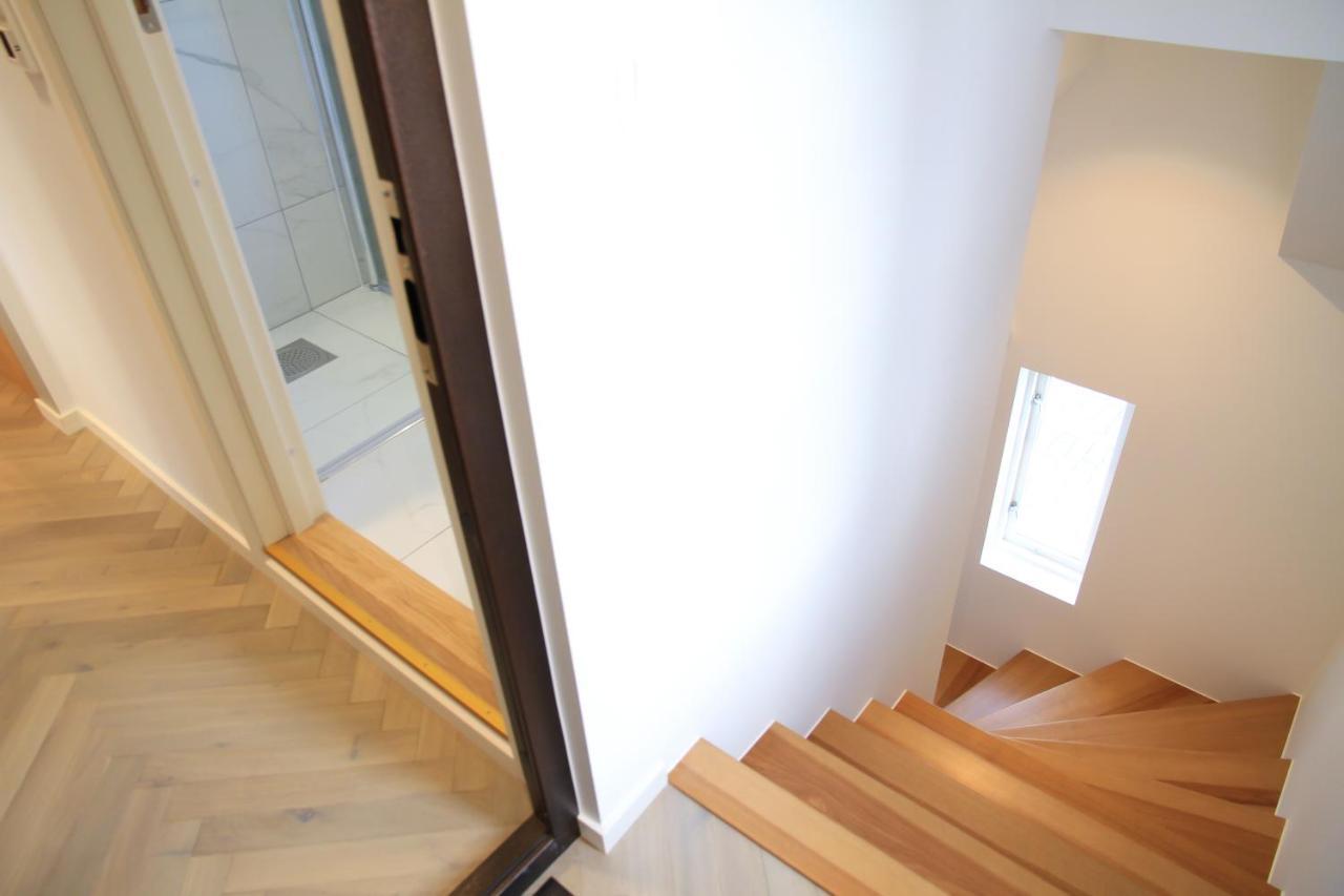 Saga Caves Straen Apartment